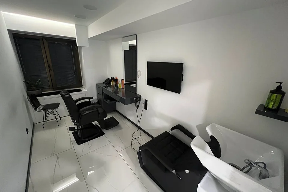 Onna Hair uygulama odası